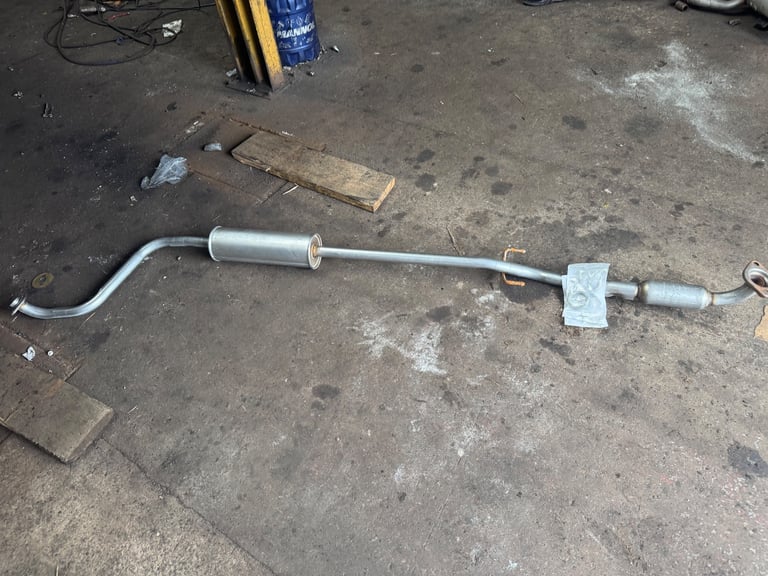 Toyota Yaris Mk1 exhaust 