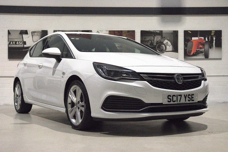 2017 Vauxhall Astra 1.6 CDTi ecoTEC BlueInjection SRi VX Line Nav Euro 6 5dr HATCHBACK Diesel Manual