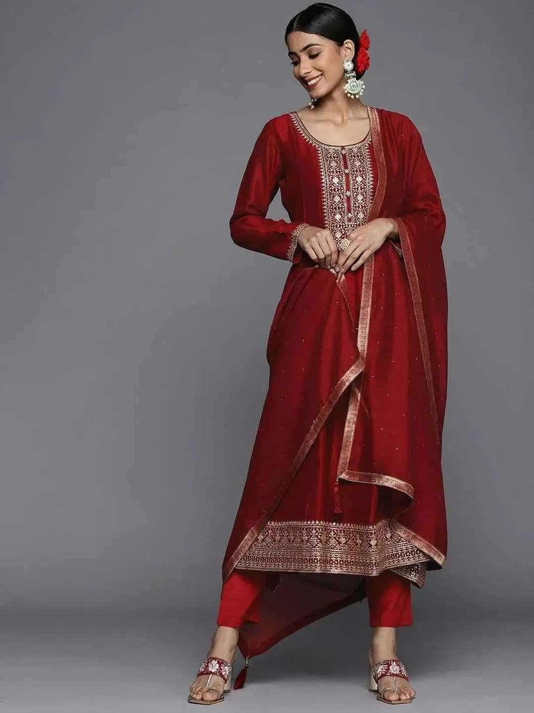 Buy Stunning Anarkali Suit for Wedding at Libas!