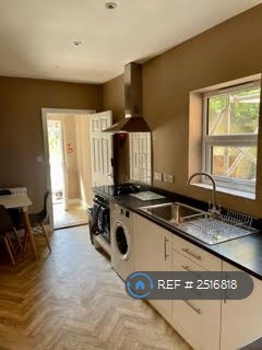 1 bedroom in High Road West, Felixstowe, IP11 (#2516818)
