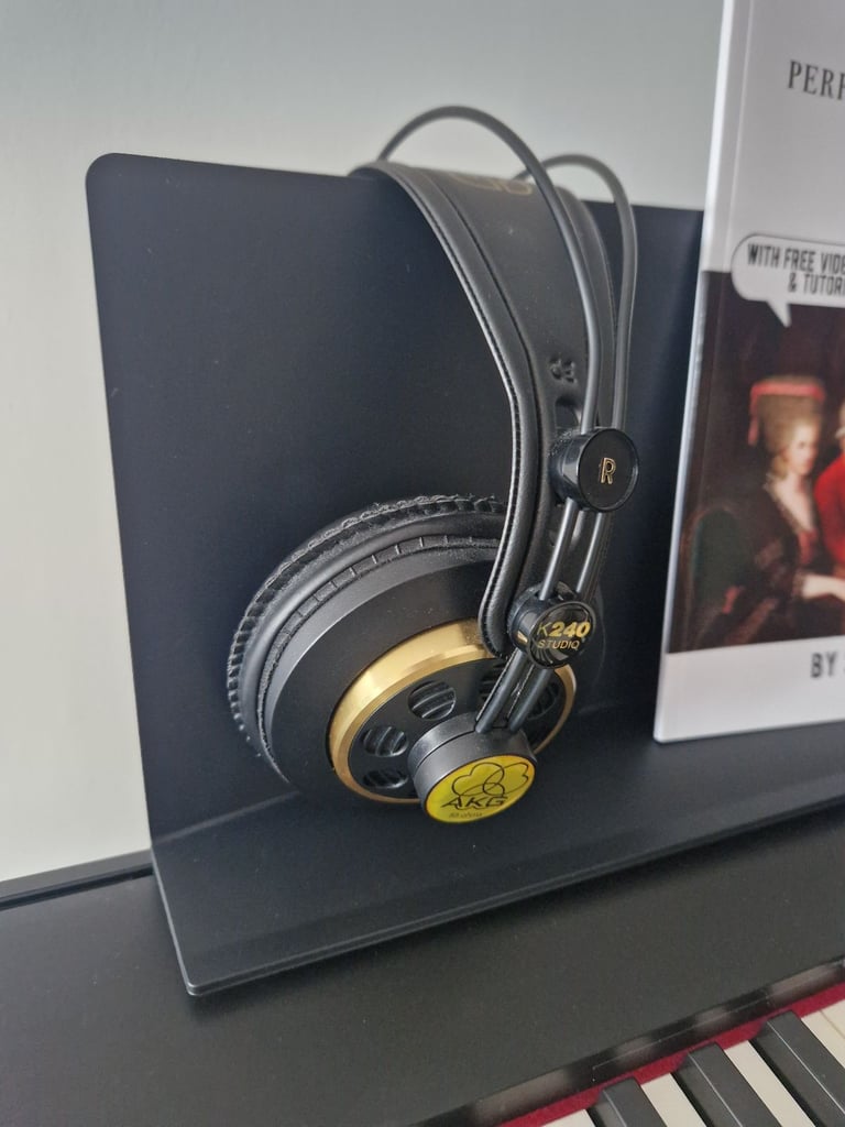 Roland FP-30 piano keyboard with a stand, Roland bench, pedal, professional headphones, cover, books