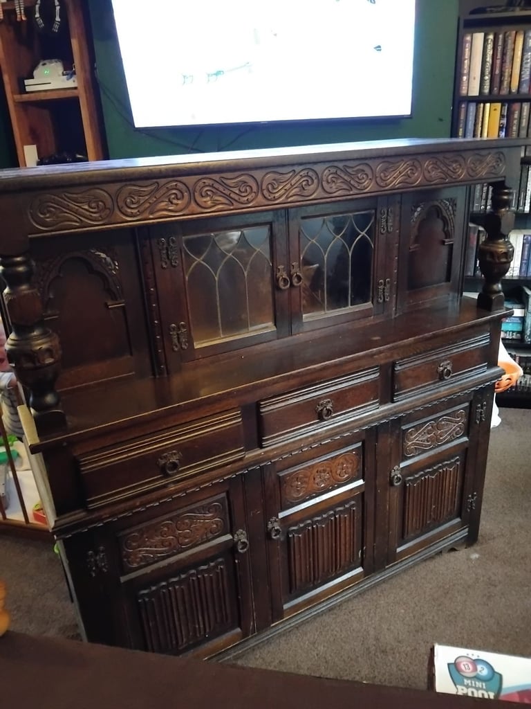 Oak Cupboard 