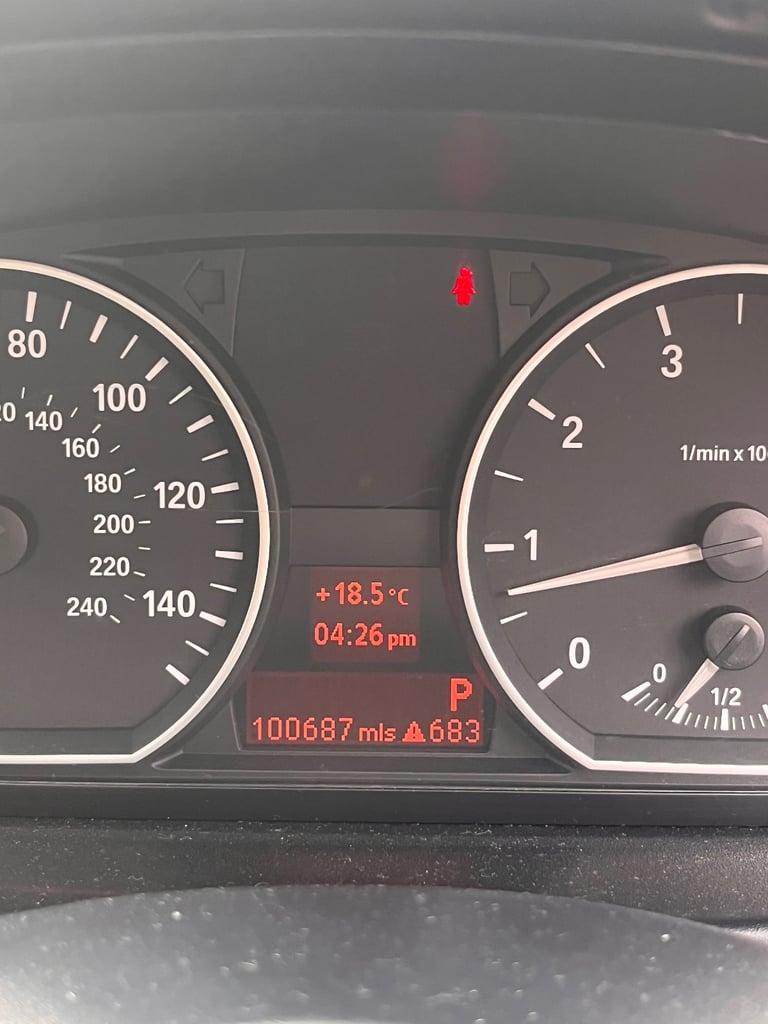 BMW, 1 SERIES, Hatchback, 2008, Semi-Auto, 1599 (cc), 5 doors