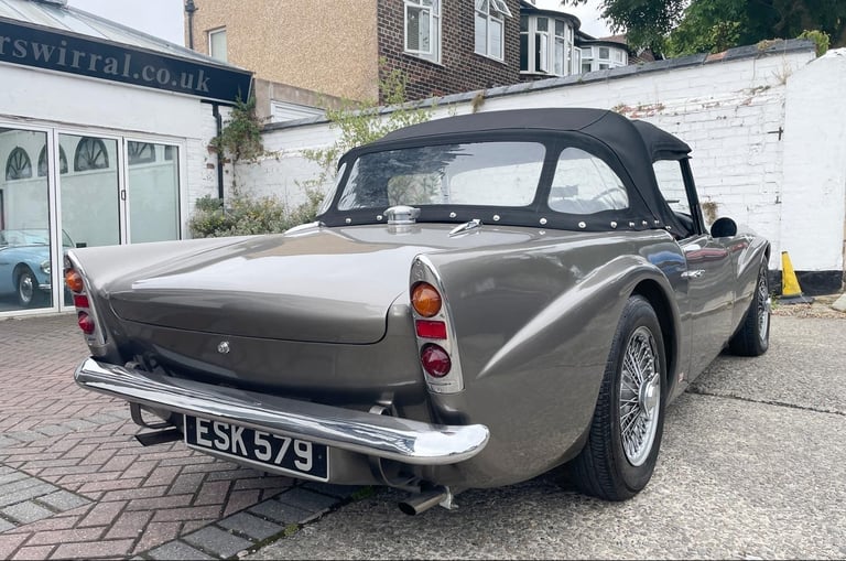 Daimler SP 250 (DART) MANUAL