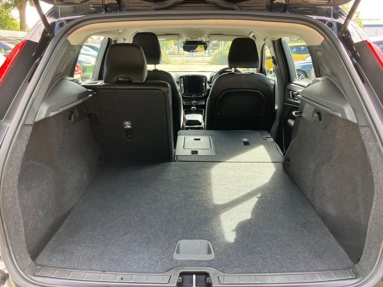 2019 Volvo XC40 1.5 T3 Momentum Pro 5dr Estate PETROL Manual