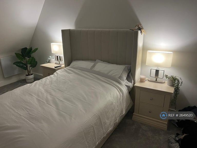1 bedroom flat in Vale House, Reigate, RH2 (1 bed) (#2649520)