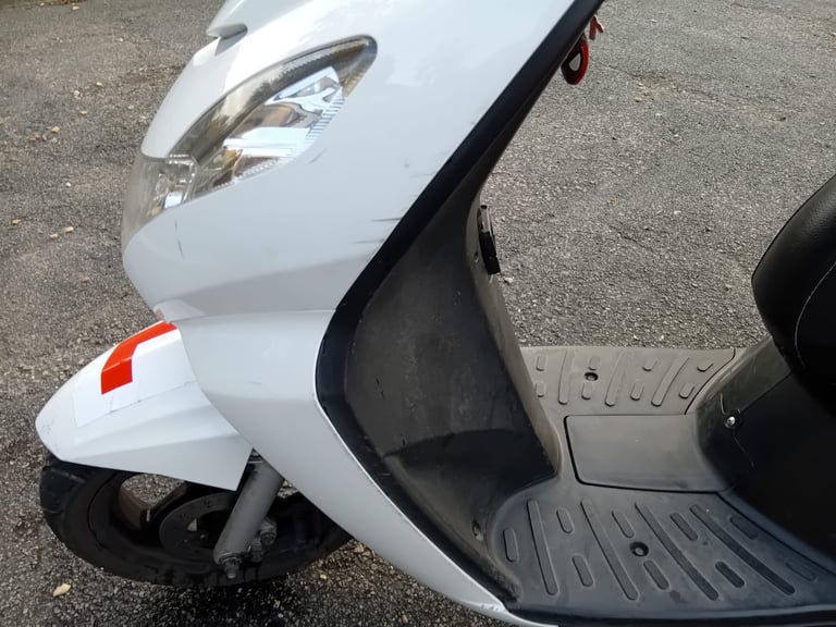 Peugeot, KISBEE, 2018, 49 (cc)
