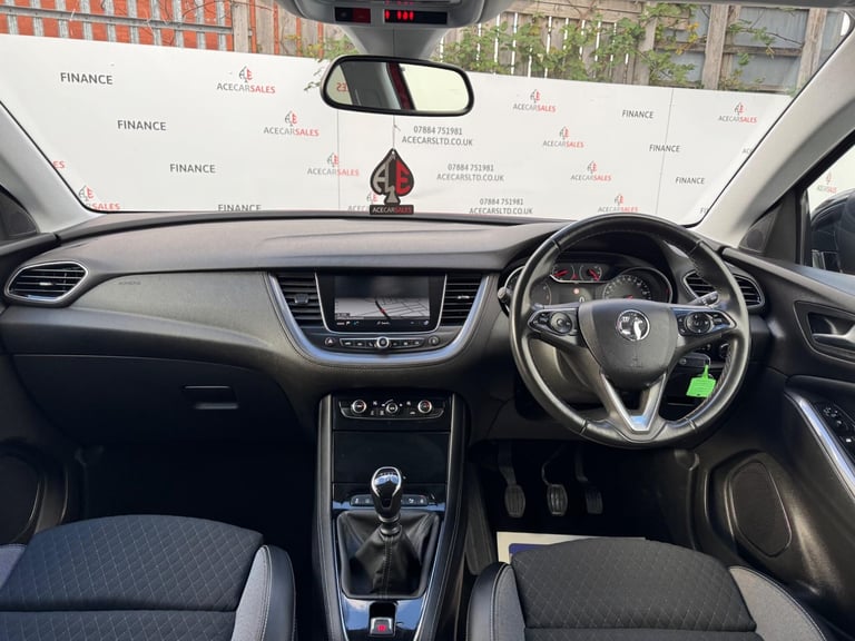 2020 Vauxhall Grandland X 1.2 Turbo SRi Nav 5dr HATCHBACK PETROL Manual