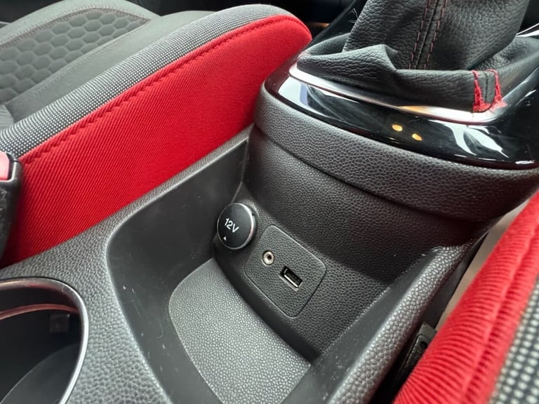 2015 Ford Fiesta 1.0 EcoBoost 140 Zetec S Red 3dr HATCHBACK PETROL Manual