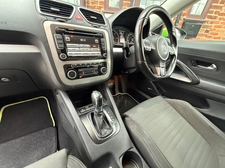 2011 Volkswagen Scirocco 2.0 TDI GT Hatchback 3dr Diesel DSG Euro 5 (170 ps) COUPE Diesel Automatic