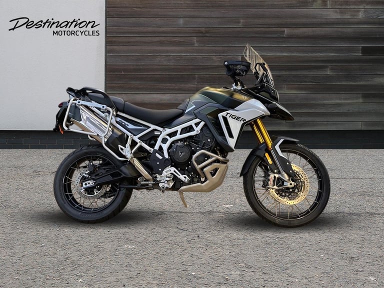 2025 Triumph Tiger 900 RALLY PRO PREMIUM TWIN COLOUR Petrol black 6 Speed