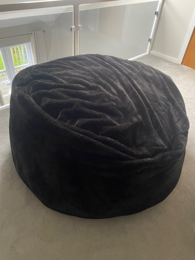 image for Jumbo extra large 5 Ft black fur touch bean bag 