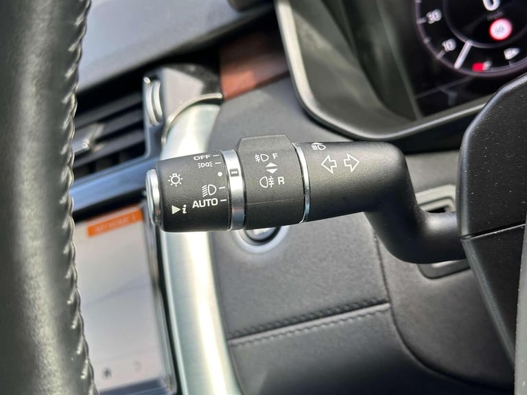 LAND ROVER DISCOVERY 3.0 SD V6 HSE Auto 4WD Euro 6 (s/s) 5dr 2020