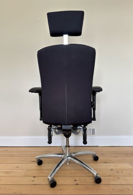 Haider Bioswing 560 iQ S ergonomic desk chair in excellent condition RRP £1999