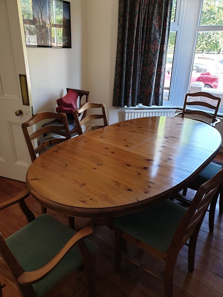 Pine Dining Table with 6 Chairs