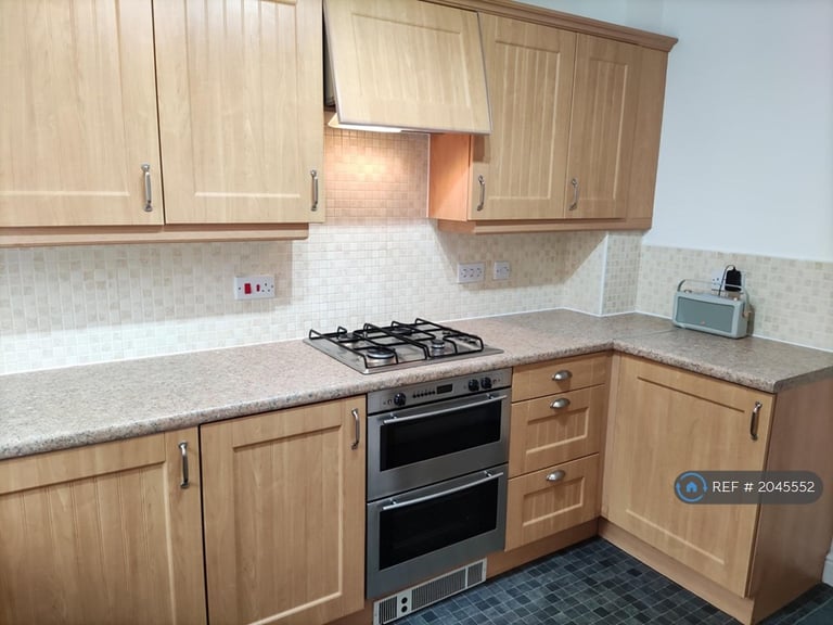 2 bedroom house in Brambling Close, Stowmarket, IP14 (2 bed) (#2045552)