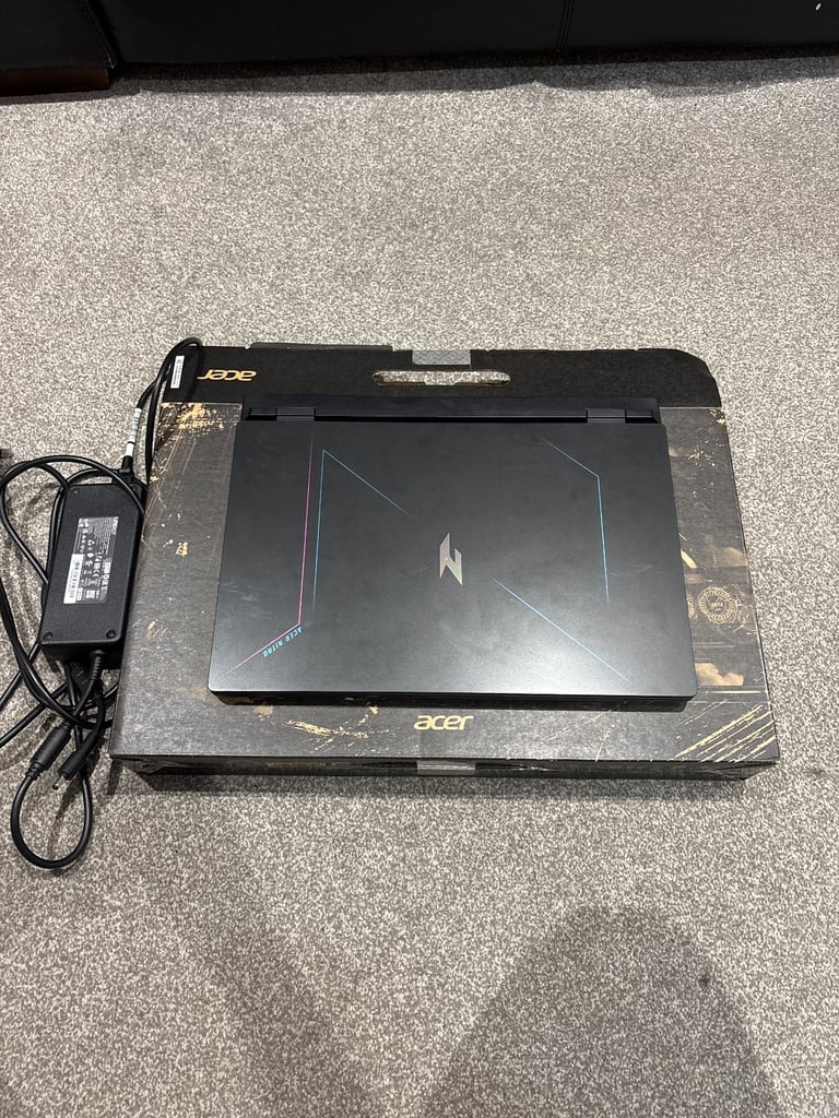 Acer Nitro 17 Gaming Laptop 32gb – Like New, Barely Used