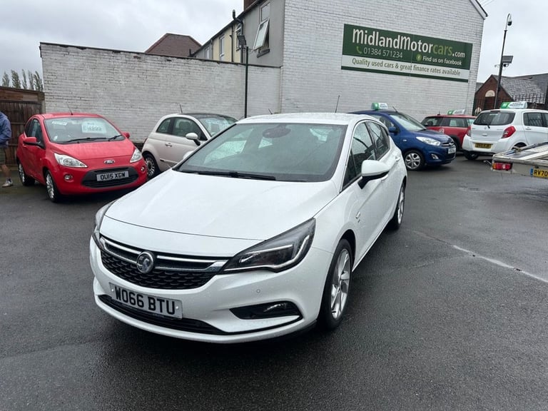 2017 Vauxhall Astra 1.4T 16V 150 SRi 5dr HATCHBACK PETROL Manual