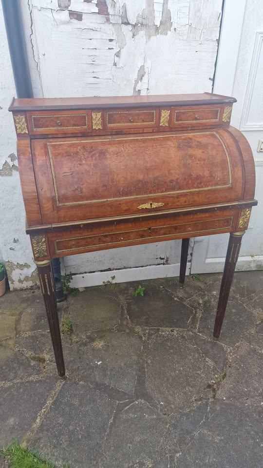 image for Victorian vintage dressing table antique brown with draws wood wooden gold golden metal details