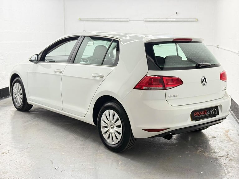 VOLKSWAGEN GOLF 1.6 TDI BlueMotion Tech S 2015