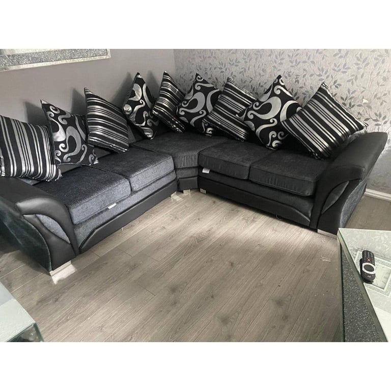 New Sofa set with Cushions