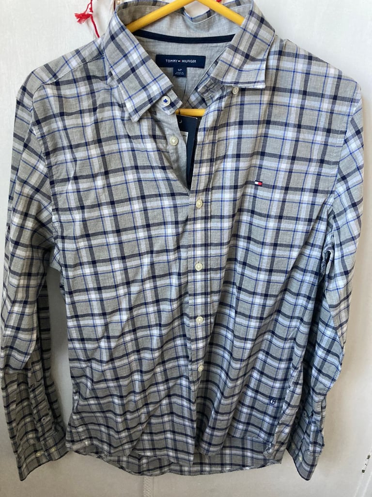 image for BRAND NEW – Tommy Hilfiger grey checked mens shirt – post or collect