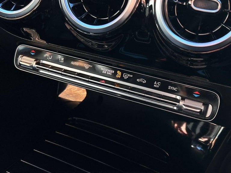 2019 Mercedes-Benz A-Class 1.5 A180d AMG Line Hatchback 5dr Diesel 7G-DCT Euro 6 (s/s) (116 ps) H...