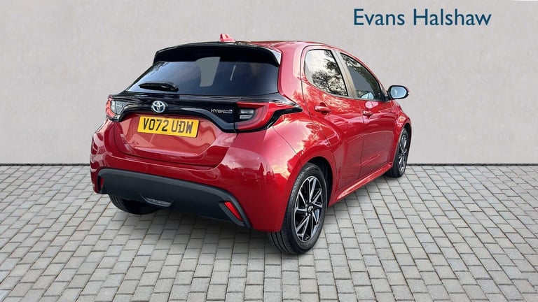 2022 Toyota Yaris 1.5 Hybrid Design 5dr CVT HATCHBACK PETROL/ELECTRIC Automatic