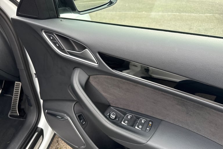 2018 Audi Q3 2.0 TDI Black Edition 5dr ESTATE DIESEL Manual