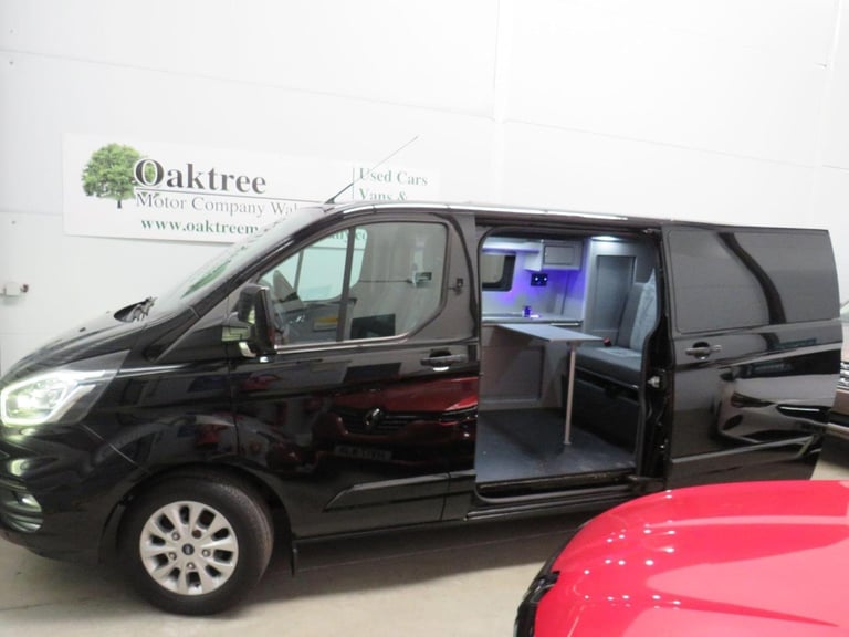 FORD TRANSIT CUSTOM 300 Limited Camper Van - Day Van - Motohome Black Manual Die