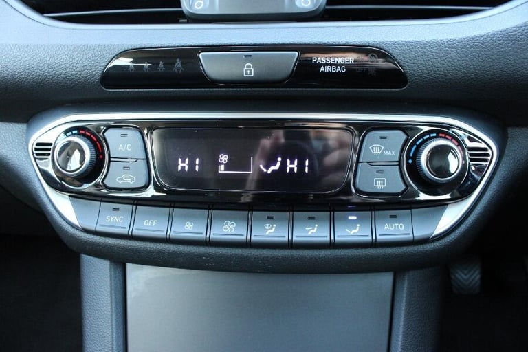 2021 Hyundai i30 1.0 T Gdi Mhev Premium Hatchback 5dr Petrol Hybrid Manual Euro 6 (s/s) (120 HATC...