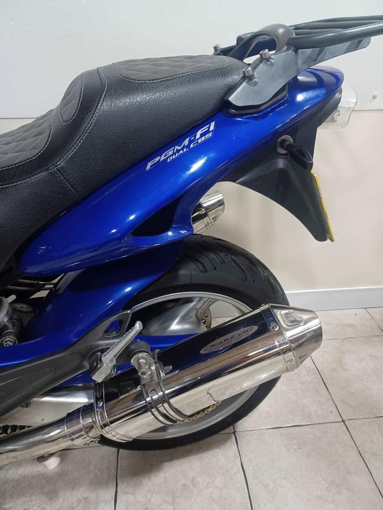 Honda CB1100 X11 RETRO MUSCLE 03-REG (PRIVATE PLATE) WITH EXTRAS £3899