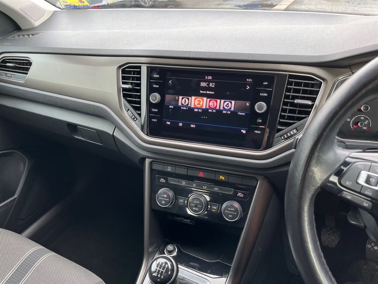 2018 Volkswagen T-Roc SE TSI Hatchback Petrol Manual