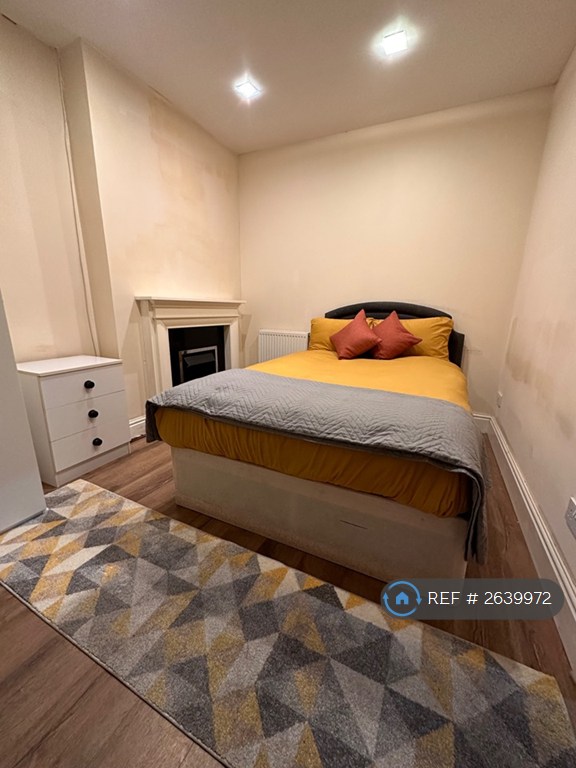 1 bedroom in Sunningdale Avenue, Coventry, CV6 (#2639972)