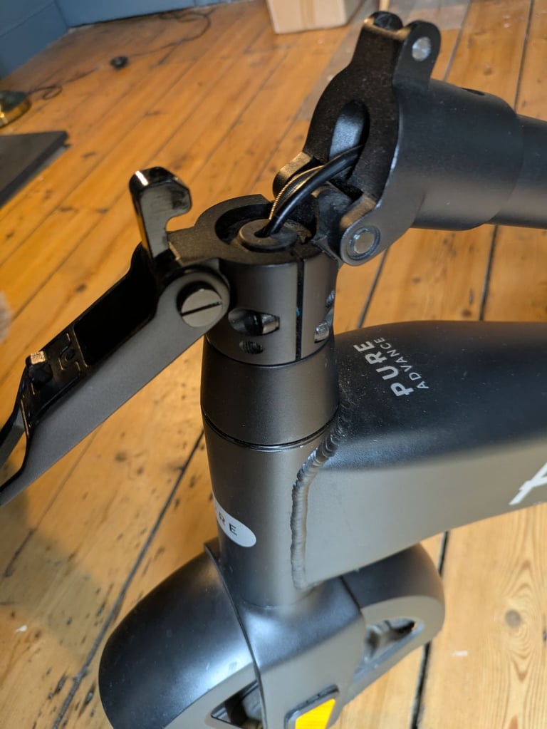 Pure Advance - Folding Scooter 
