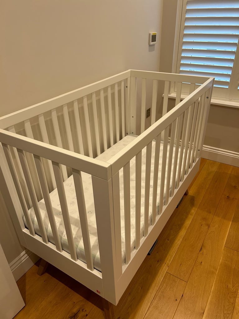 Luxury Cot Bed By Isabelle & Max + Mattress Size 60 x 120 cm