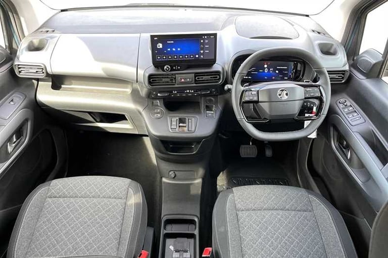 2024 Vauxhall Combo Life Electric 50kWh Ultimate MPV 5dr Electric Auto (7.4kW Charger) (136 ps) M...