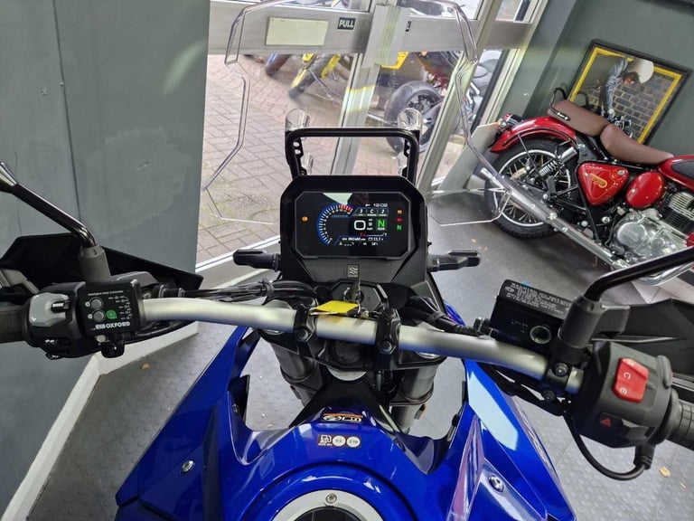 2024 Suzuki V-STROM 800RE