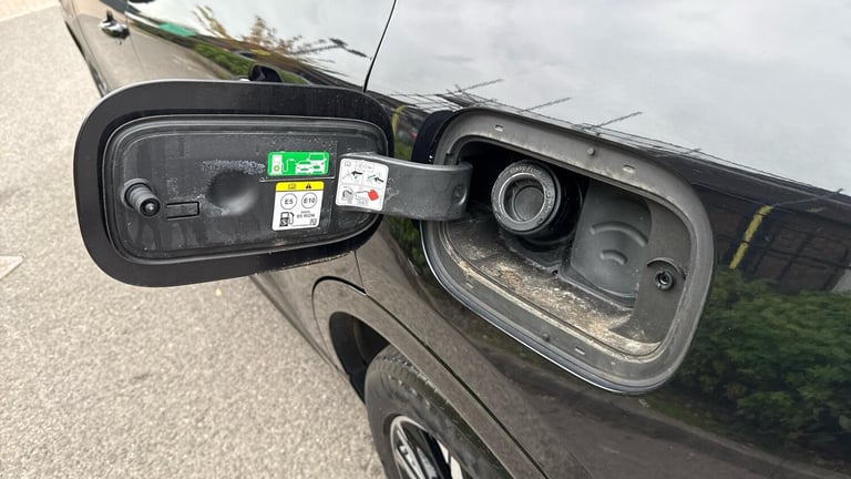  Ford Kuga 2.5 Duratec 14.4kWh ST-Line X Edition SUV 5dr Petrol Plug-in Hybrid CVT Eur Petrol/Ele...