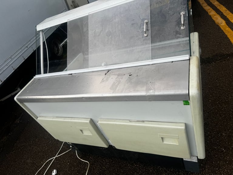 Display fridge like new cafe  shop restaurant butcher takeaway 