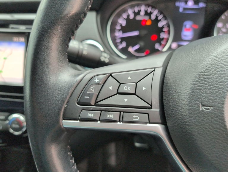 2017 Nissan Qashqai 1.2 DIG-T N-Connecta SUV 5dr Petrol XTRON Euro 6 (s/s) (115 ps) HILL START HA...