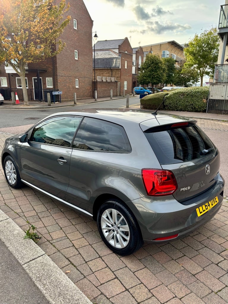2014 Volkswagen (VW) Polo – 1.0 BlueMotion Tech SE – Grey – Lovely Condition!!