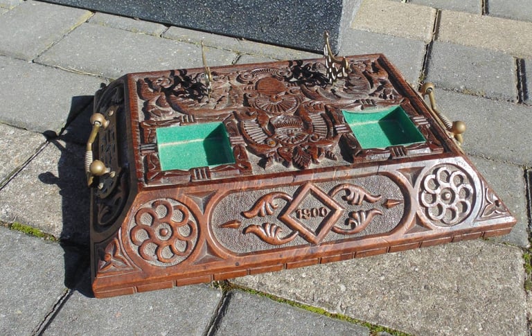 (#1588) antique wooden ink well inkwell dated 1900 (Pick up or post, Dy4 area)