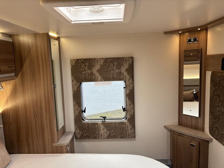 20 SWIFT CHALLENGER 835 X, SPECIAL EDITION CELESTE, AWD MOVER, ALDE, TALL FRIDGE