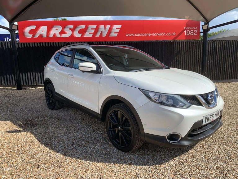 image for 2016 Nissan Qashqai 1.6 dCi Tekna 4WD Euro 6 (s/s) 5dr HATCHBACK Diesel Manual