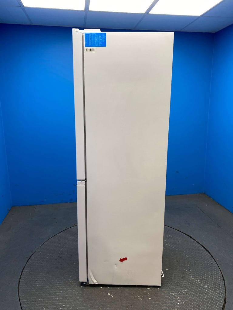 Midea MDRB379FGD01 273L Frost Free Fridge Freezer