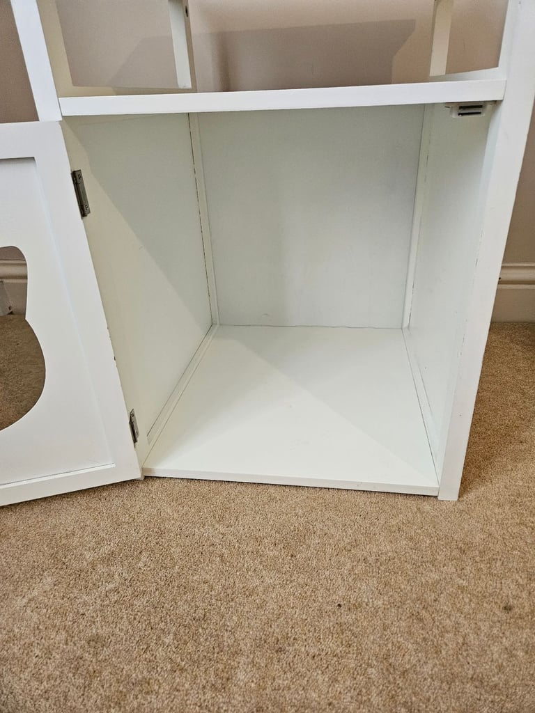 Cat House