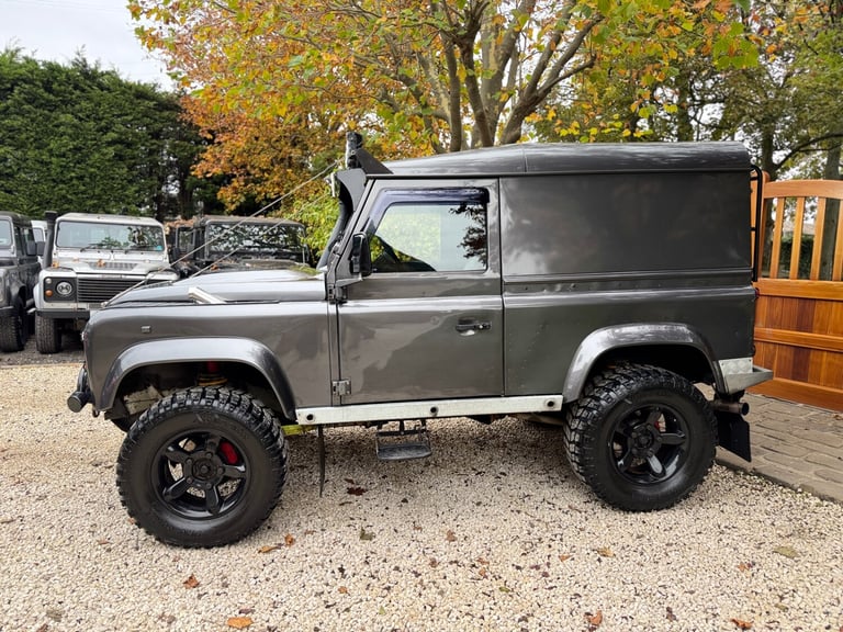 1997 P reg Land Rover Defender 90 300TDi 