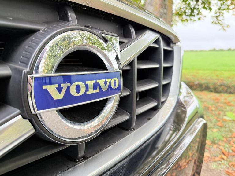  Volvo XC60 T6 Se Awd Estate 3.0 Automatic Petrol Estate Automatic Petrol Estate Petrol Automatic