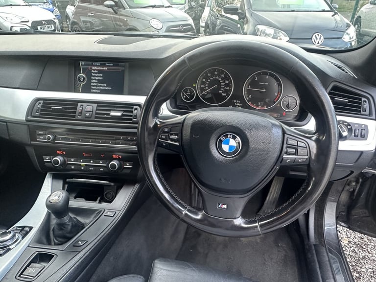 BMW 5 SERIES 2.0 520d M Sport Saloon 2011